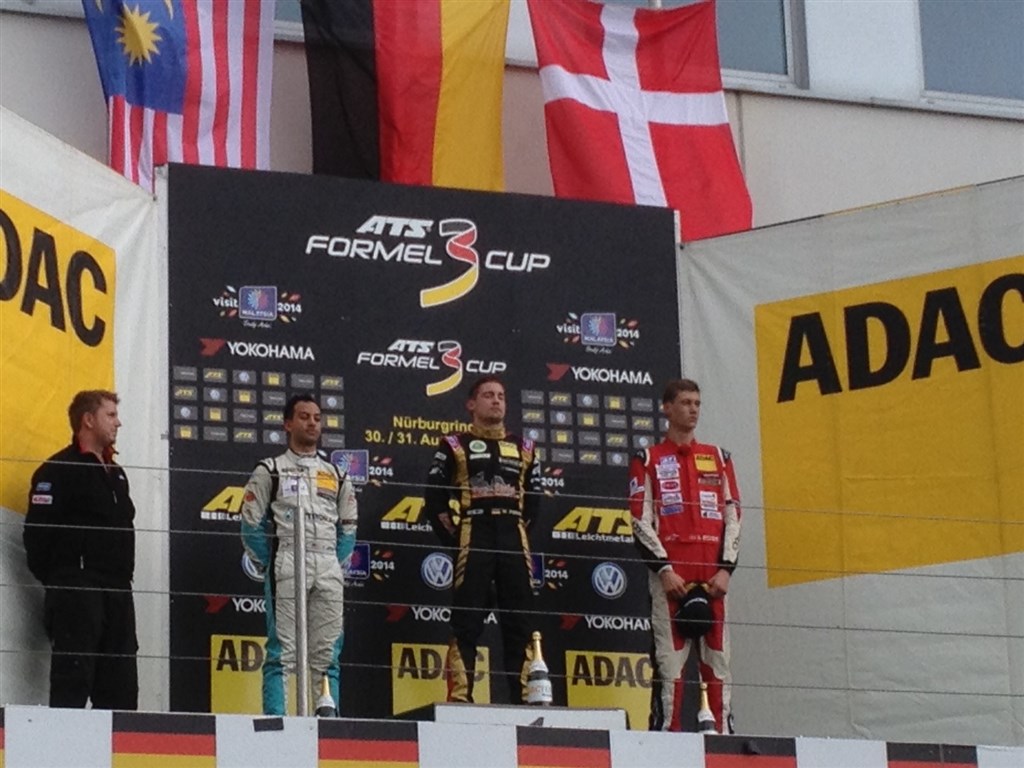 Nicolai Sylvest på podiet
(Foto: Sylvest Motorsport)